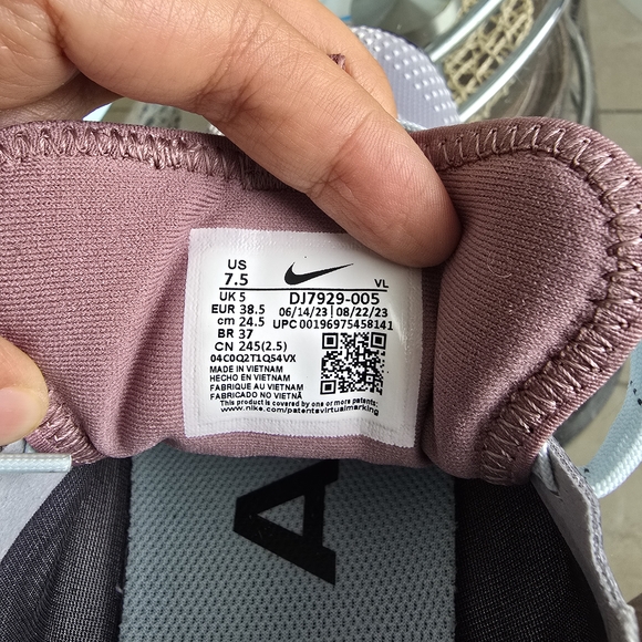 Nike Women's Trail Sneakers Pegasus Trail4 GORETEX- Gray & Light BLUE waterproof - Picture 9 of 9